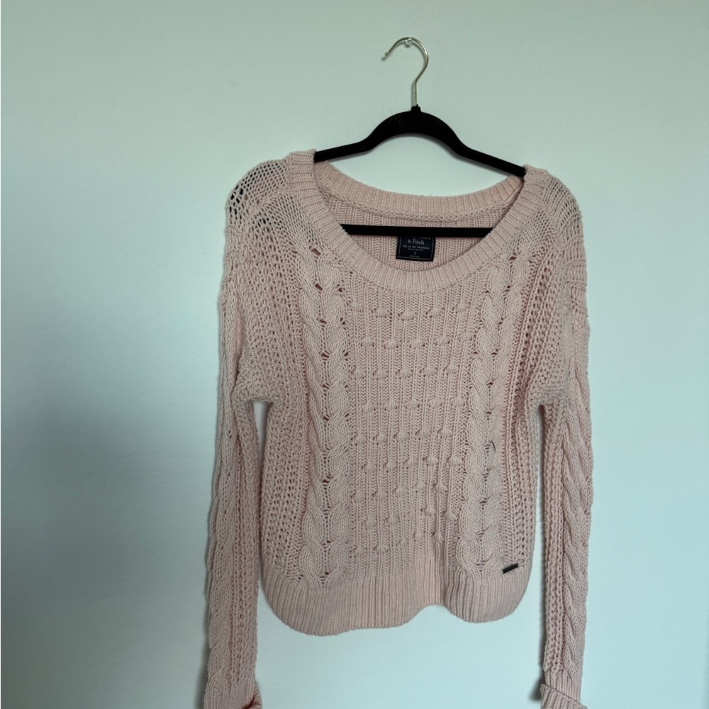 Abercrombie & Fitch Women's Light Pink Cable Knit Sweater